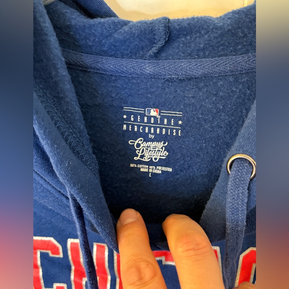 LAST CALL! Genuine Merchandise Blue Chicago Cubs Sweatshirt - Picture 2 of 4